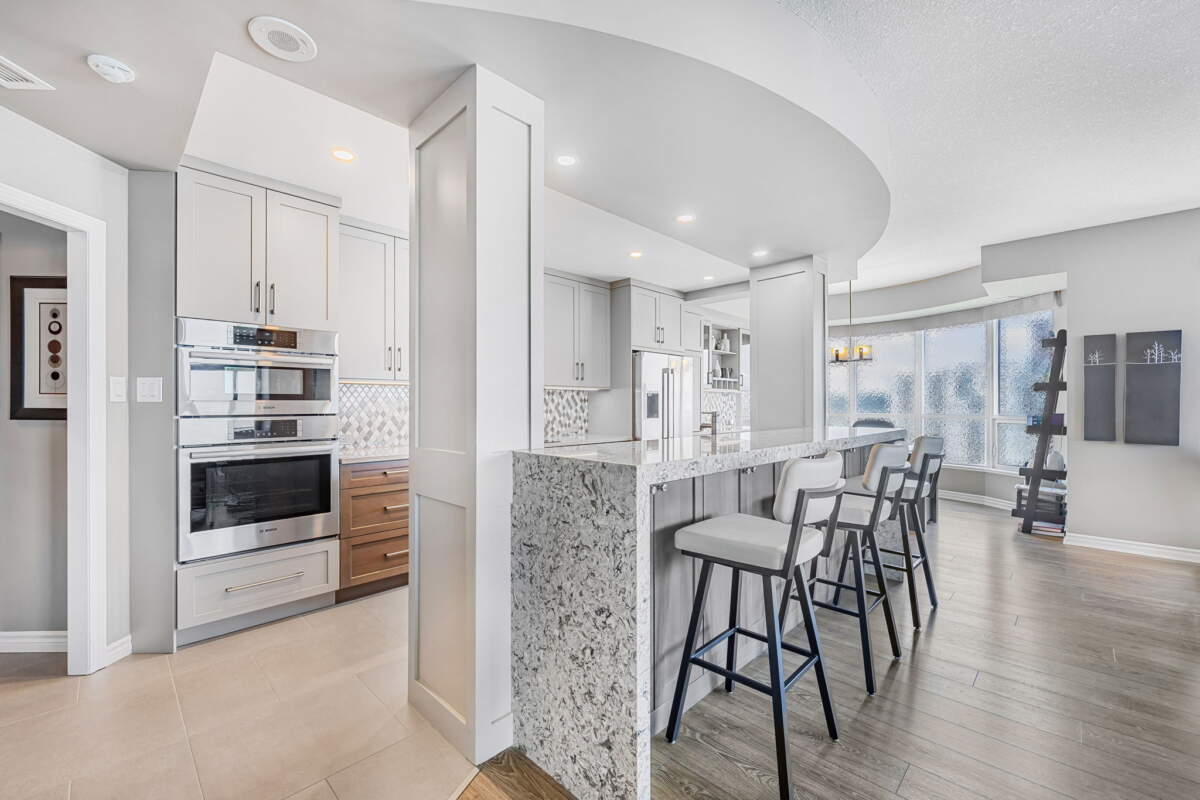 Elevating Condo Living: A Stunning Condo Kitchen Renovation